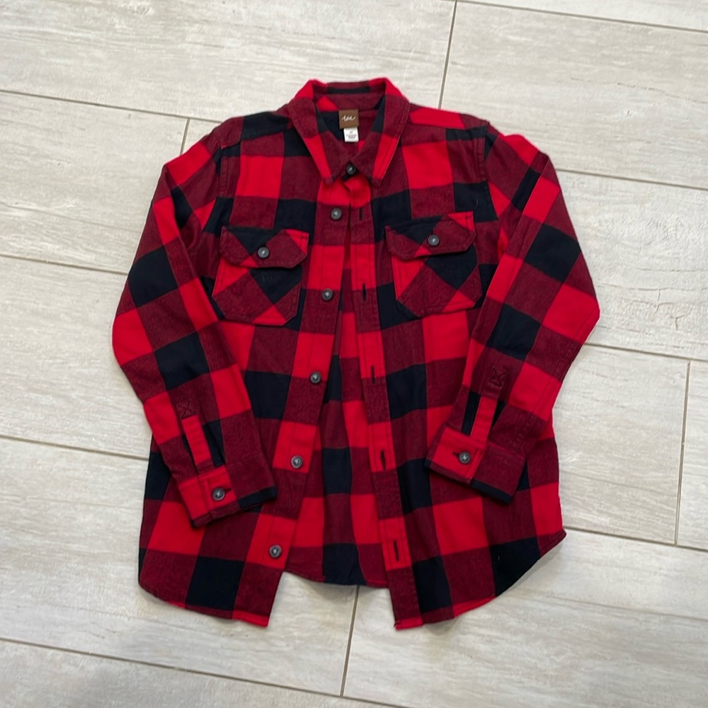 Tea Collection Red and Black Buffalo Plaid Button-Up Shirt